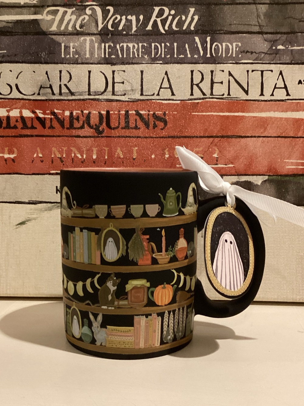 NWT Sunday Morning Ceramics Witchy Bookshelf Halloween Mug 🐈‍⬛🎃